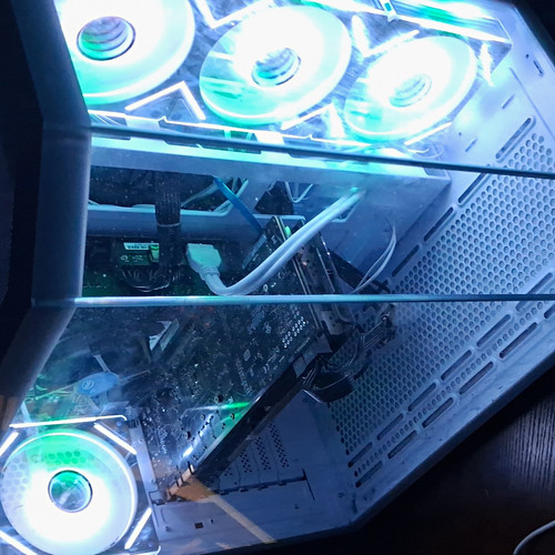 Custom whitebox white rgb - white,