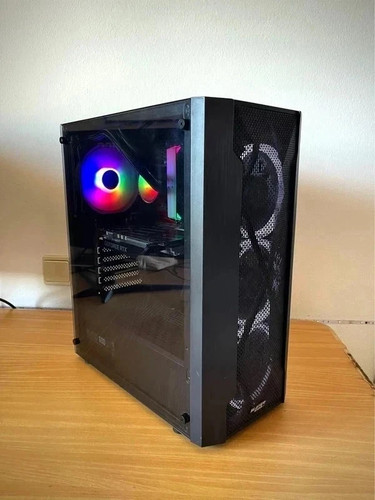 Computer desktop gaming - desktop, pc